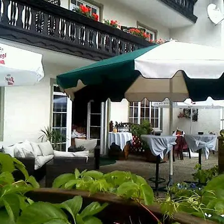 Hotel Zum Toni 3*